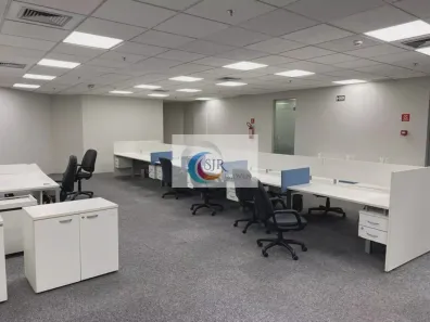 Sala Comercial para alugar, 208m² no Vila Olímpia, São Paulo