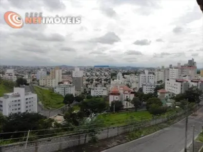 Casa com 3 Quartos à venda, 141m² no Manacás, Belo Horizonte