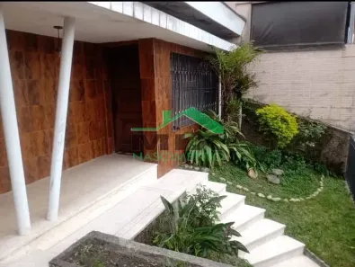 Casa com 2 Quartos à venda, 117m² no Taboão, São Bernardo do Campo