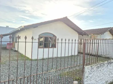 Casa com 3 Quartos à venda, 295m² no Costa e Silva, Joinville