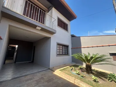 Sobrado com 3 Quartos à venda, 125m² no Vila São José, Taubaté