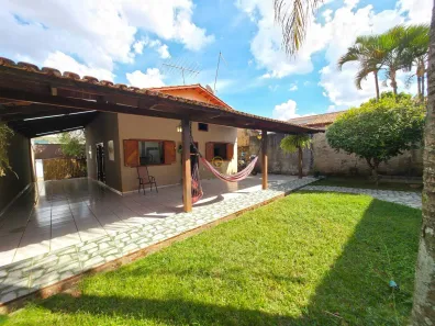 Casa com 4 Quartos à venda, 200m² no Jardim Bela Vista, Goiânia