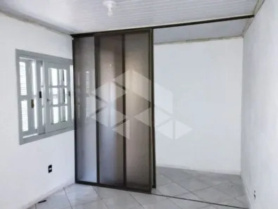 Casa com 2 Quartos para alugar, 110m² no Passos dos Ferreiros, Gravataí