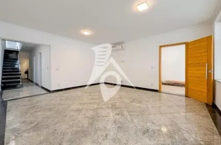Sobrado com 5 Quartos à venda, 300m² no Vila Monumento, São Paulo
