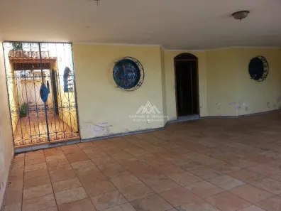 Sobrado com 4 Quartos para alugar, 222m² no Centro, Ribeirão Preto