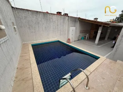Casa de Condomínio com 2 Quartos à venda, 45m² no Maracanã, Praia Grande