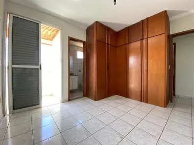 Apartamento com 3 Quartos à venda, 102m² no Santa Mônica, Uberlândia