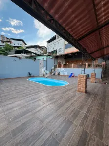 Casa com 3 Quartos à venda, 300m² no Esplanada, Juiz de Fora