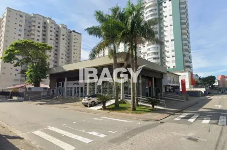 Ponto Comercial para alugar, 95m² no Campinas, São José