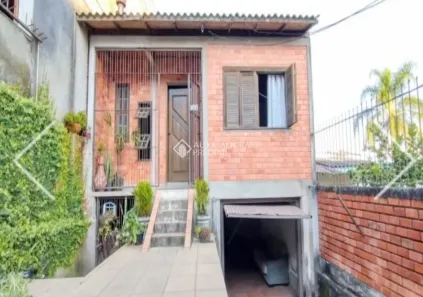 Casa com 2 Quartos à venda, 160m² no Vila Ipiranga, Porto Alegre