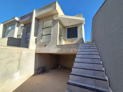 Casa com 3 Quartos à venda, 75m² no Belo Vale, São José da Lapa