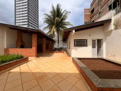 Casa com 5 Quartos à venda, 560m² no Nossa Senhora da Abadia, Uberaba