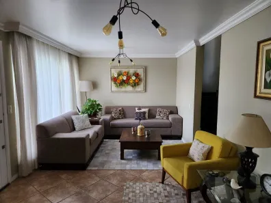 Sobrado com 3 Quartos à venda, 162m² no Bairro Alto, Curitiba