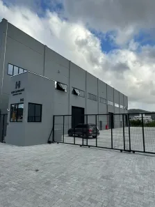 Galpão/Depósito/Armazém para alugar, 616m² no Rio Pequeno, Camboriú
