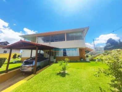 Casa com 5 Quartos à venda, 310m² no Barroso, Teresópolis