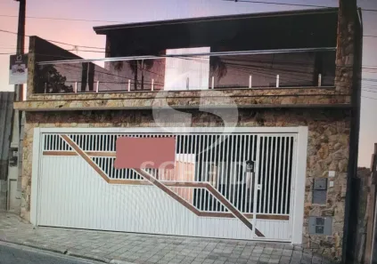 Sobrado com 3 Quartos à venda, 274m² no Centro, Guararema