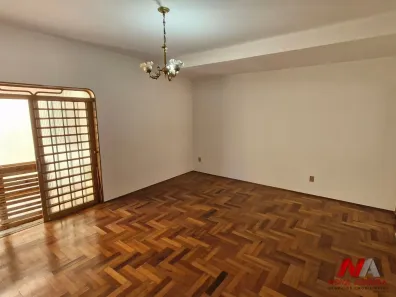 Sobrado com 4 Quartos para alugar, 355m² no Vila Maria, São José do Rio Preto