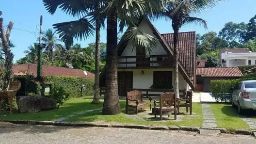 Casa com 3 Quartos para alugar, 360m² no Park Imperial, Caraguatatuba