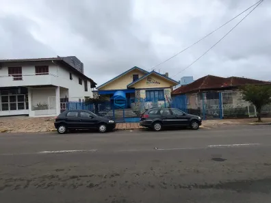 Imóvel Comercial com 3 Quartos à venda, 400m² no Santa Catarina, Caxias do Sul
