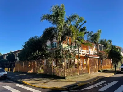 Casa com 7 Quartos à venda, 385m² no São Caetano, Caxias do Sul