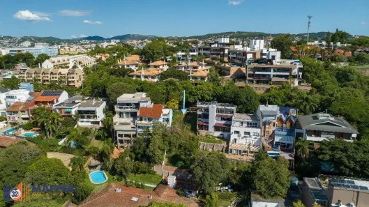 Lote/Terreno à venda, 450m² no Vila Assunção, Porto Alegre