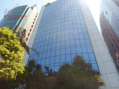 Sala Comercial para alugar, 300m² no Vila Olímpia, São Paulo