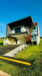 Casa de Condomínio com 4 Quartos à venda, 250m² no Residencial Entre Lagos, Senador Canedo