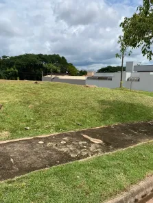 Lote/Terreno à venda, 300m² no Jardim Nova Europa, Araras
