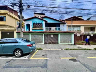 Casa com 4 Quartos à venda, 280m² no Bairu, Juiz de Fora