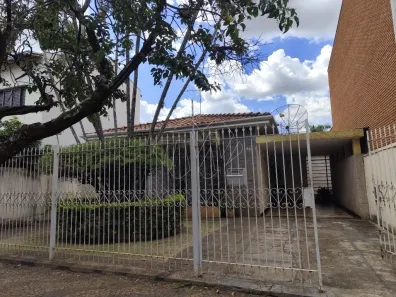 Casa com 4 Quartos à venda, 216m² no Centro, Araraquara