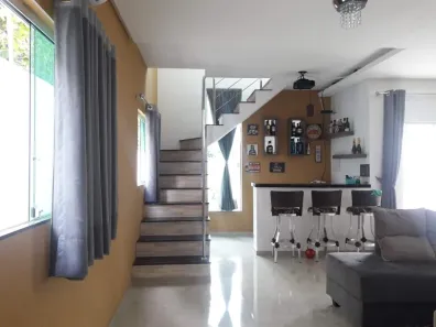 Casa de Condomínio com 3 Quartos à venda, 426m² no Tarumã, Manaus