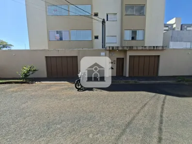 Apartamento com 1 Quarto para alugar, 49m² no Novo Mundo, Uberlândia
