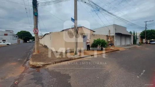 Casa com 3 Quartos à venda, 212m² no Granada, Uberlândia