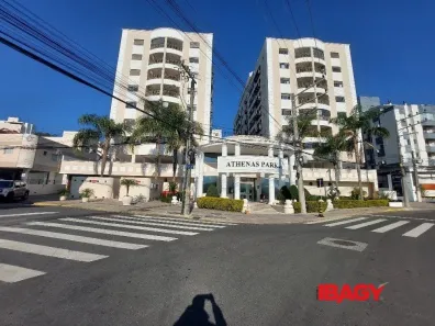 Apartamento com 2 Quartos para alugar, 80m² no Pantanal, Florianópolis