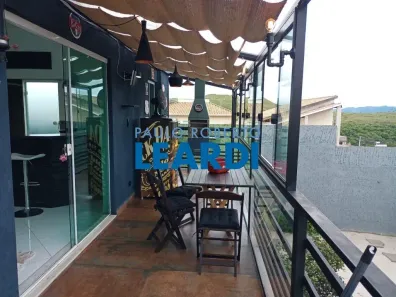 Sobrado com 3 Quartos à venda, 300m² no Residencial Morumbí, Poços de Caldas