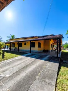 Fazenda/Sítio com 4 Quartos à venda, 2500m² no Ubatiba, Maricá