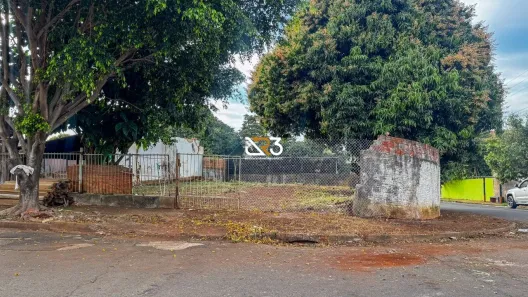 Lote/Terreno à venda, 355m² no Jardim Tókio, Londrina