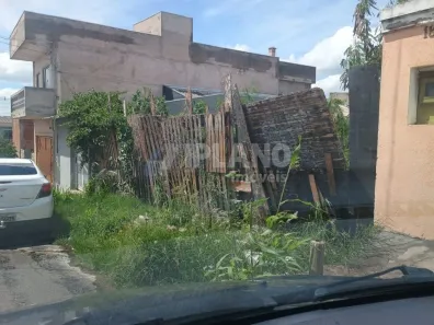 Lote/Terreno à venda, 250m² no Cidade Aracy, São Carlos