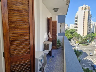 Apartamento com 3 Quartos à venda, 133m² no Gonzaga, Santos