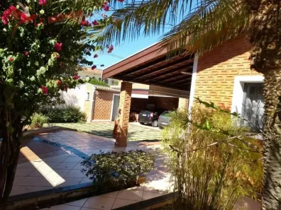Casa com 3 Quartos à venda, 260m² no Jardim São Vito, Americana