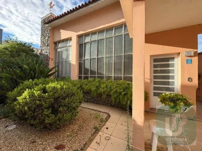 Imóvel Comercial com 3 Quartos para alugar, 249m² no Centro, Araçoiaba da Serra
