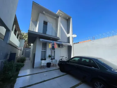 Sobrado com 2 Quartos à venda, 135m² no Chácara Adriana Aparecida, Carapicuíba
