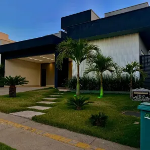 Casa de Condomínio com 4 Quartos à venda, 235m² no Residencial Goiânia Golfe Clube, Goiânia