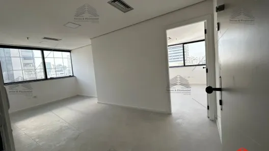 Sala Comercial à venda, 50m² no Indianópolis, São Paulo