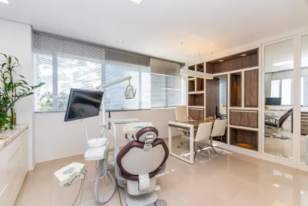Sala Comercial com 1 Quarto à venda, 40m² no Campo Comprido, Curitiba