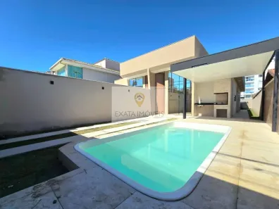 Casa com 3 Quartos à venda, 195m² no Ouro Verde, Rio das Ostras