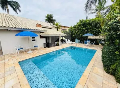 Sobrado com 4 Quartos à venda, 400m² no Balneário Praia do Pernambuco, Guarujá