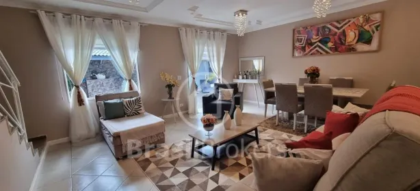 Casa de Condomínio com 3 Quartos à venda, 180m² no Vargem Pequena, Rio de Janeiro