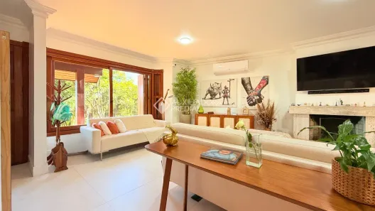 Casa com 4 Quartos à venda, 335m² no Ipanema, Porto Alegre
