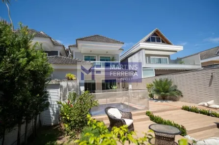 Casa com 4 Quartos à venda, 238m² no Recreio dos Bandeirantes, Rio de Janeiro